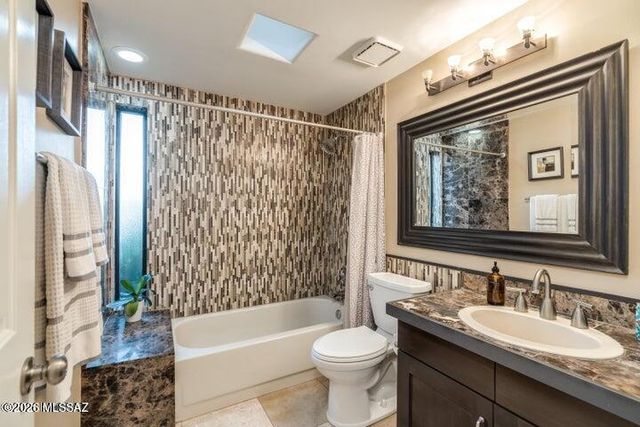 6802 E Brownstone Place, Tucson, AZ 85750