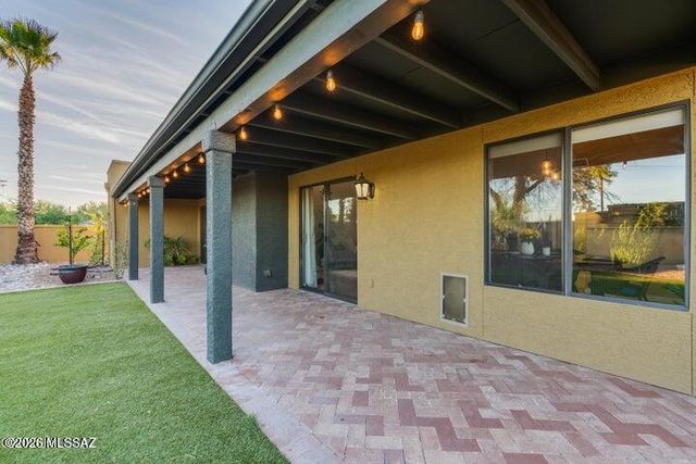 6802 E Brownstone Place, Tucson, AZ 85750