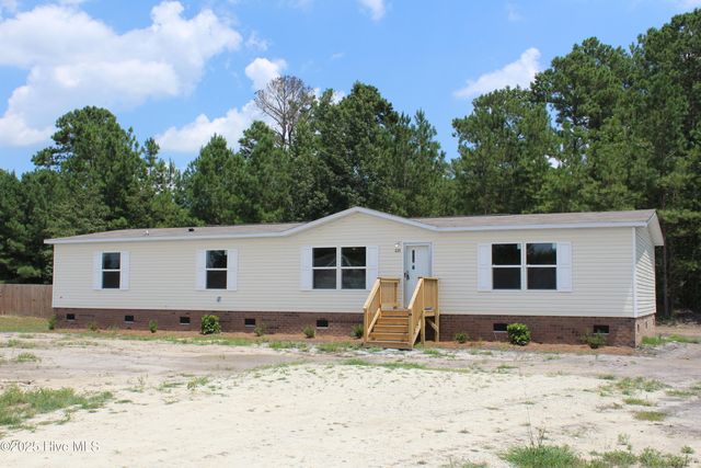 225 Mewborn Drive, Beulaville, NC 28518