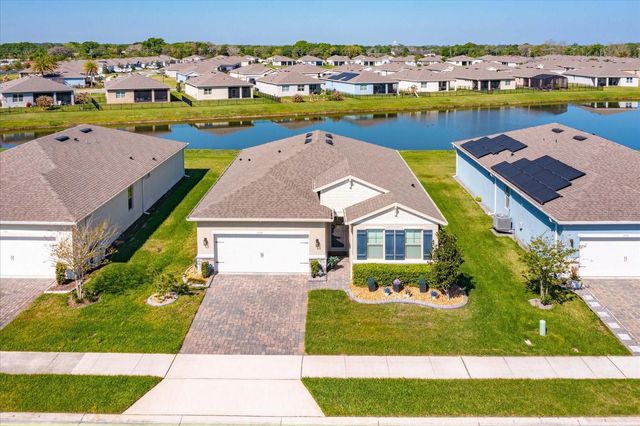 1532 LYONSDALE LANE, Sanford, FL 32771