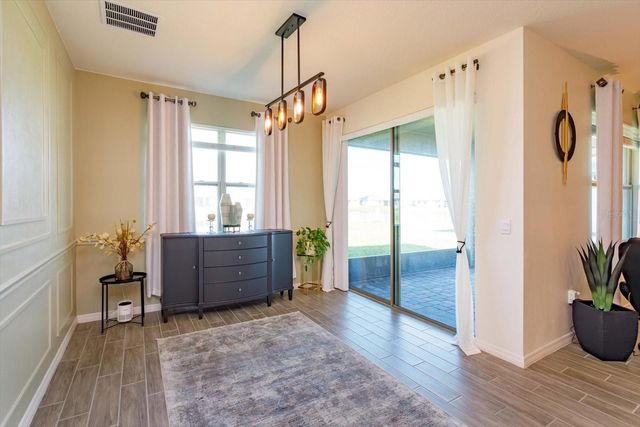 1532 LYONSDALE LANE, Sanford, FL 32771