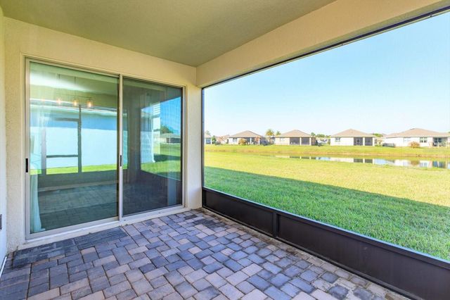 1532 LYONSDALE LANE, Sanford, FL 32771