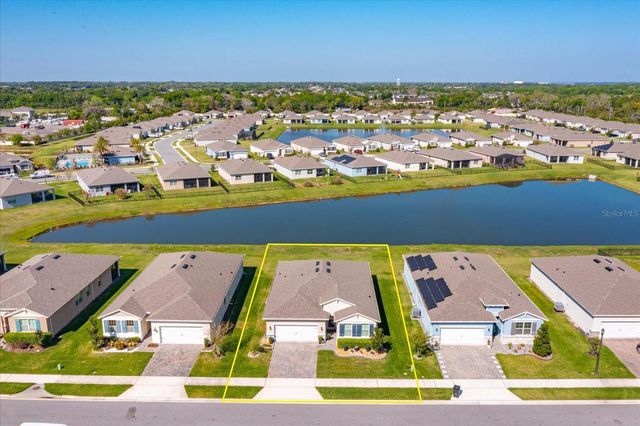 1532 LYONSDALE LANE, Sanford, FL 32771