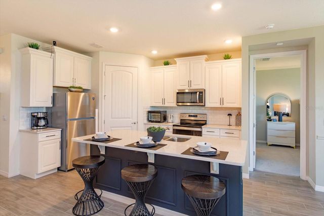 1532 LYONSDALE LANE, Sanford, FL 32771