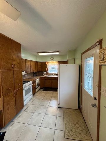 10880xx S Shore Drive, Plymouth, MN 55441