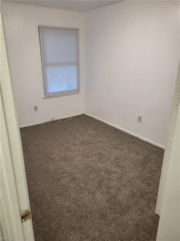 4606 Greenwood DR, Portsmouth, VA 23703