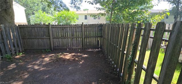4606 Greenwood DR, Portsmouth, VA 23703
