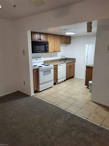4606 Greenwood DR, Portsmouth, VA 23703
