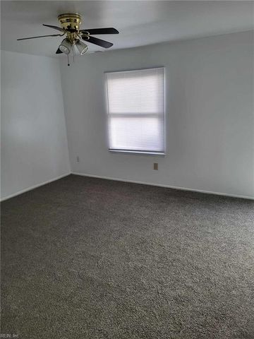 4606 Greenwood DR, Portsmouth, VA 23703