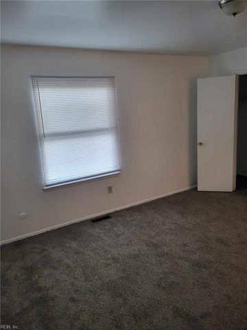 4606 Greenwood DR, Portsmouth, VA 23703