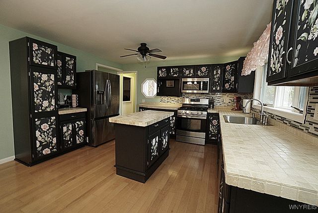 6302 Webster Road, Orchard Park, NY 14127