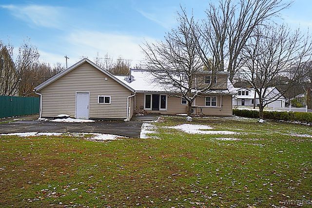 6302 Webster Road, Orchard Park, NY 14127