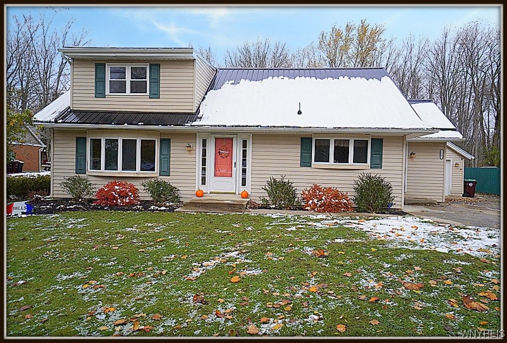 6302 Webster Road, Orchard Park, NY 14127