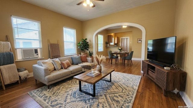 803 W HOLLYWOOD AVE, San Antonio, TX 78212