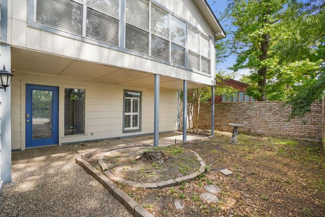 9 Lakeview Manor, Huntsville, TX 77340