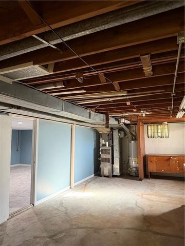 1520 N 64TH Drive, Kansas City, KS 66102