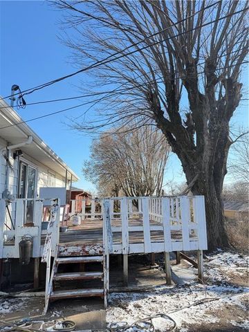 1520 N 64TH Drive, Kansas City, KS 66102