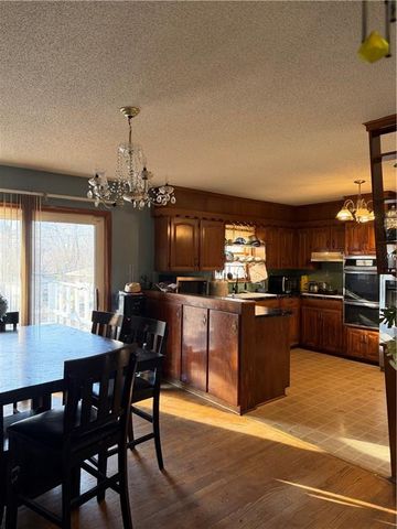 1520 N 64TH Drive, Kansas City, KS 66102