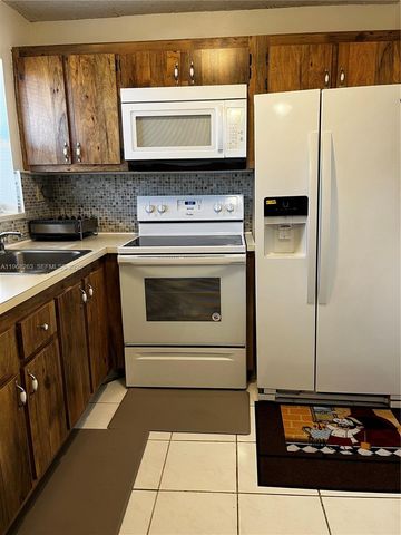 10444 NW 30th Ct 105, Sunrise, FL 33322