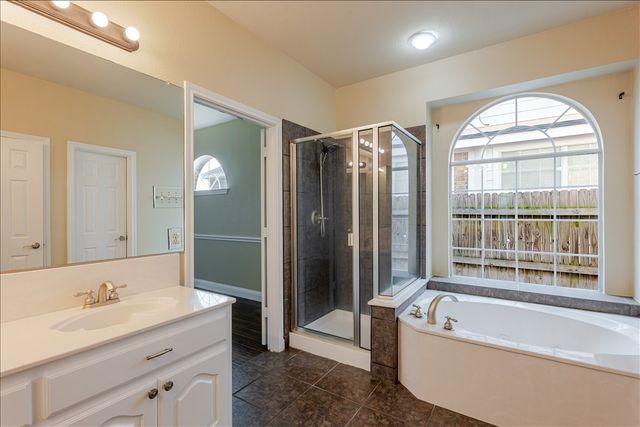 8158 Painted Tree Trail, Fort Worth, TX 76131