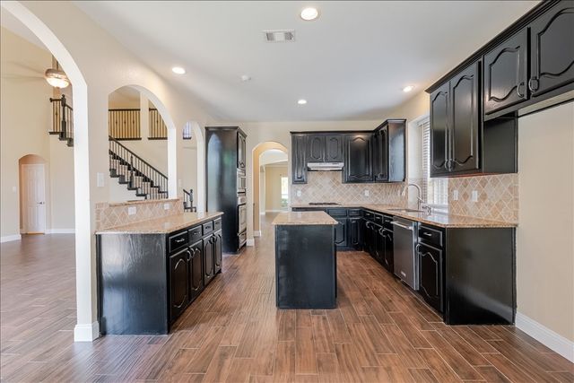 8158 Painted Tree Trail, Fort Worth, TX 76131