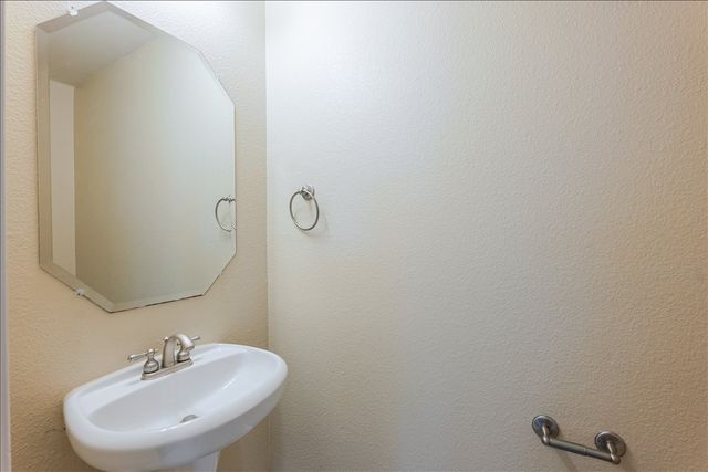 8158 Painted Tree Trail, Fort Worth, TX 76131