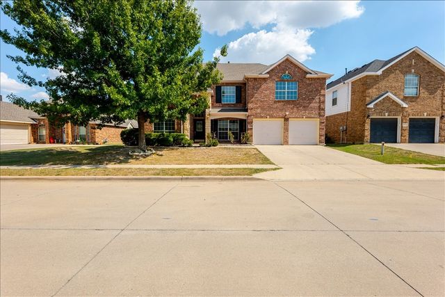 8158 Painted Tree Trail, Fort Worth, TX 76131