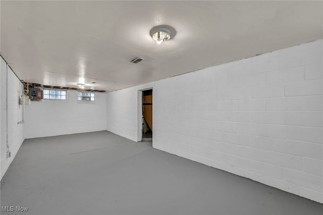 23181 Marion Road, North Olmsted, OH 44070