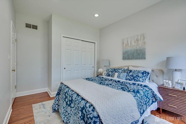 9 Trista Way, South Plainfield, NJ 07080