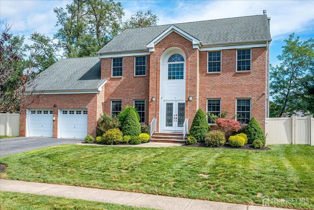 9 Trista Way, South Plainfield, NJ 07080