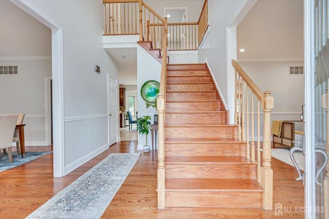 9 Trista Way, South Plainfield, NJ 07080