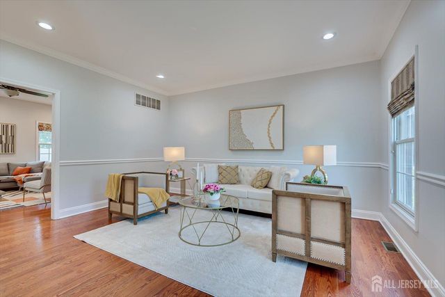 9 Trista Way, South Plainfield, NJ 07080