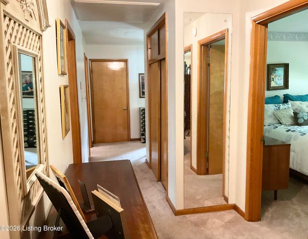 1508 Turquoise Dr, Louisville, KY 40214