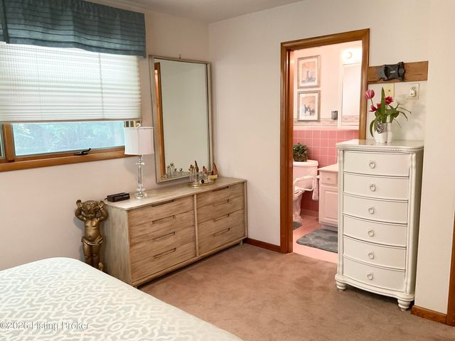 1508 Turquoise Dr, Louisville, KY 40214