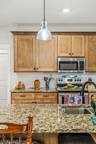 3378 New Hall Rd, Greenbrier, TN 37073