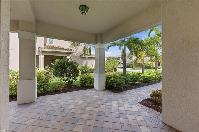 11619 Riverstone LN, Fort Myers, FL 33913