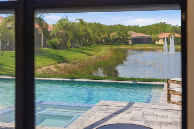 11619 Riverstone LN, Fort Myers, FL 33913