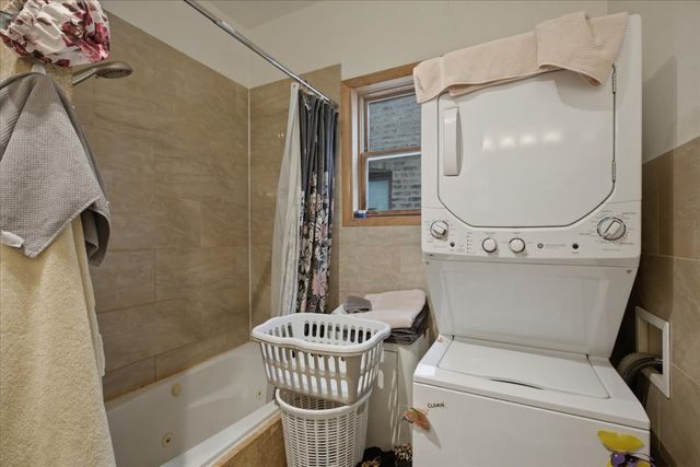 3859 N Whipple Street, Chicago, IL 60618