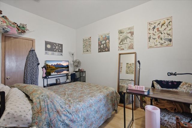 3859 N Whipple Street, Chicago, IL 60618