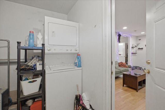 3859 N Whipple Street, Chicago, IL 60618