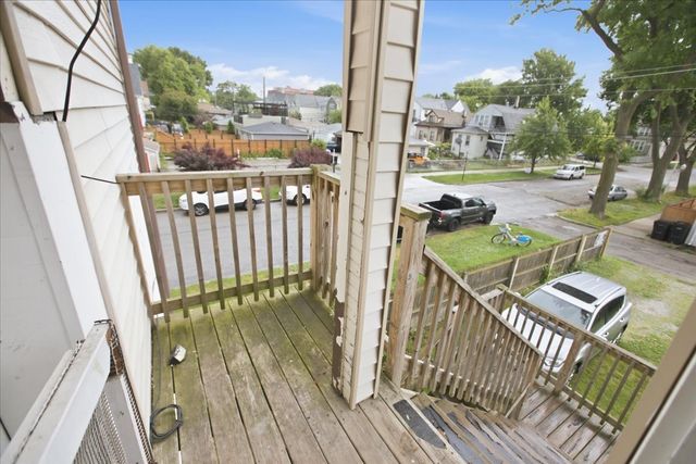 3859 N Whipple Street, Chicago, IL 60618