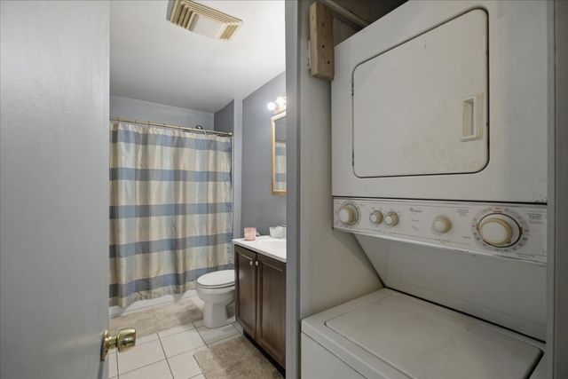 3859 N Whipple Street, Chicago, IL 60618