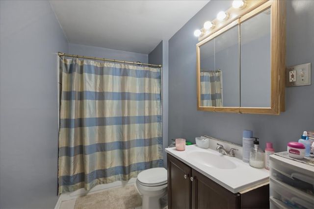 3859 N Whipple Street, Chicago, IL 60618