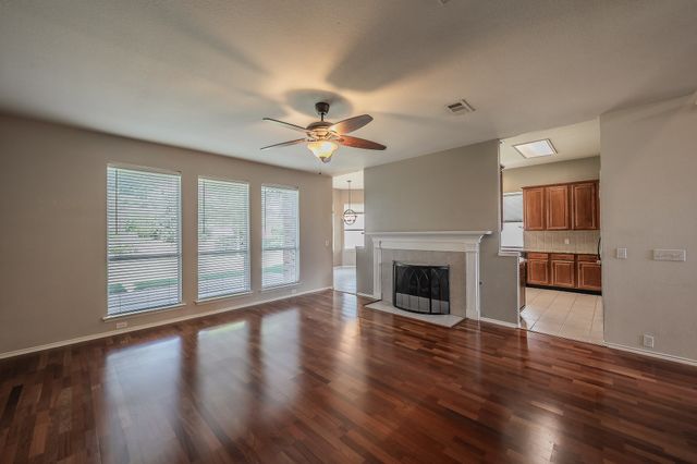 3001 Saint Lynda Drive, Mansfield, TX 76063