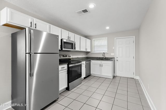 1511 4TH Street 2, Jacksonville Beach, FL 32250