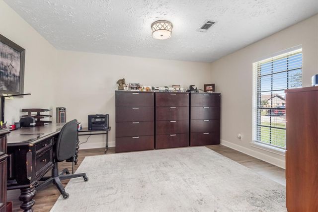 2002 Millhouse Road, Houston, TX 77073