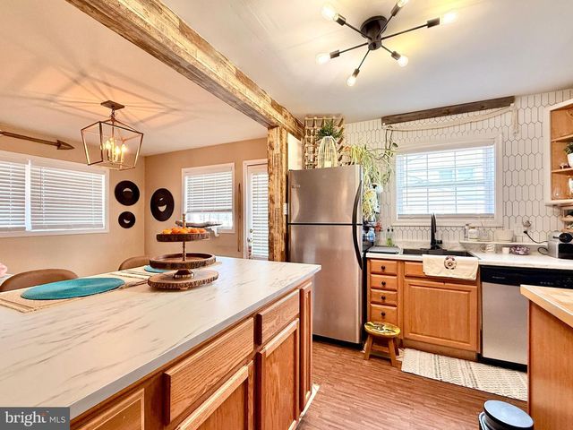 228 W BROWNING RD, Bellmawr, NJ 08031