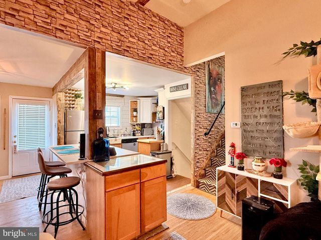 228 W BROWNING RD, Bellmawr, NJ 08031