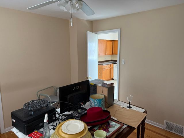 8114 S Anthony Avenue, Chicago, IL 60617