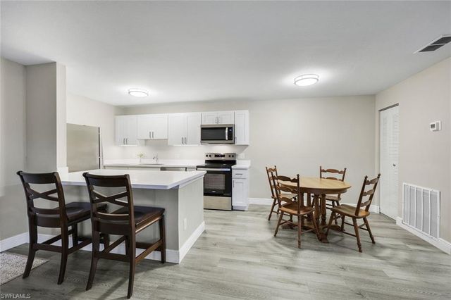 17420 Birchwood LN # 2, Fort Myers, FL 33908